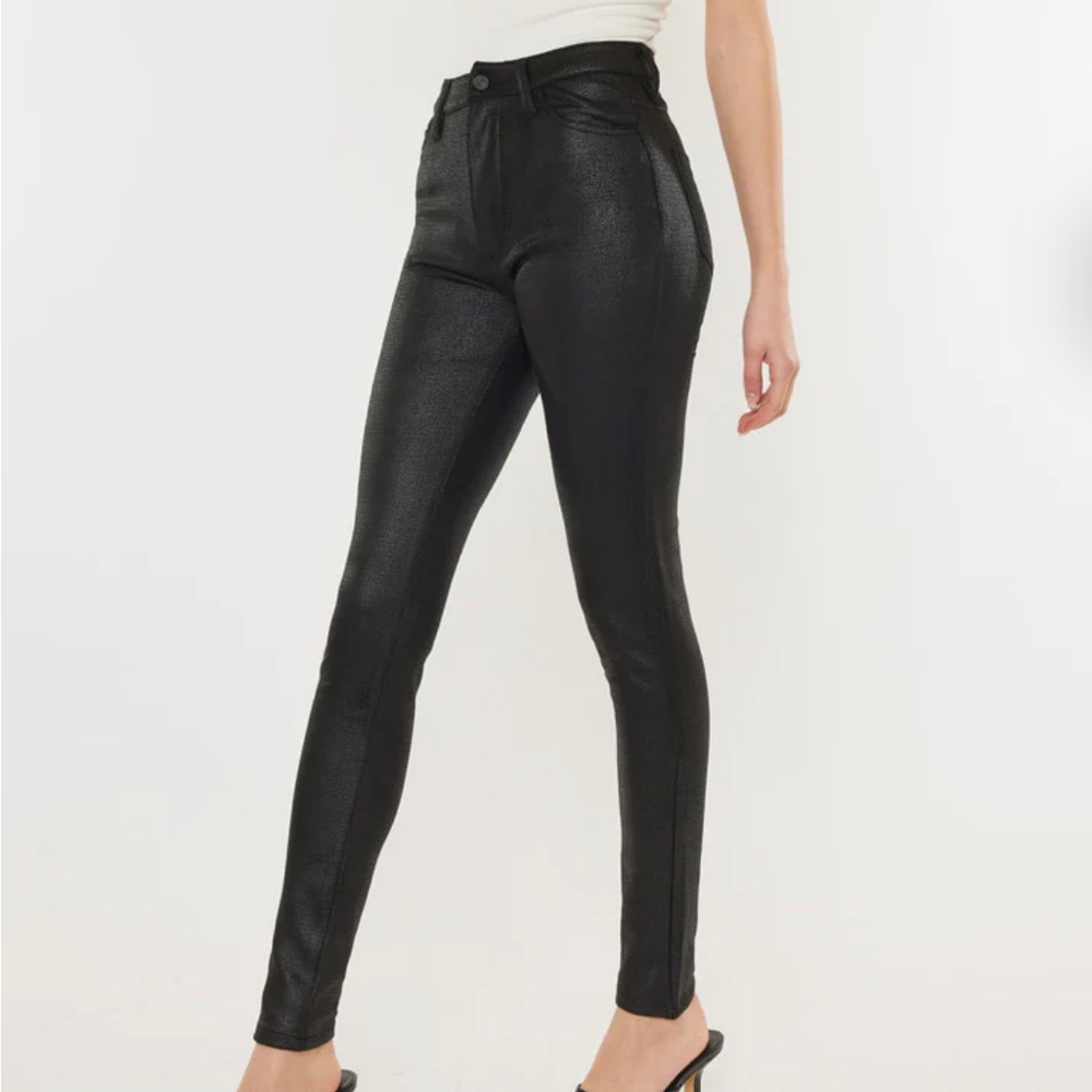 Carly Ultra High Rise Faux Leather Super Skinny Pants.